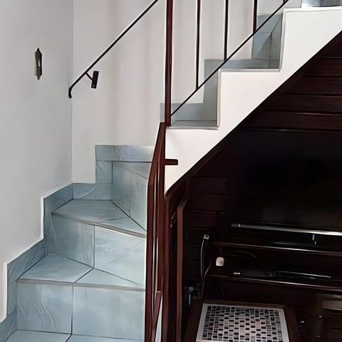 Casa à venda com 210m², 5 quartos e 2 vagas