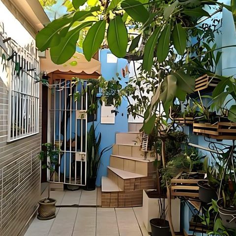 Casa à venda com 210m², 5 quartos e 2 vagas