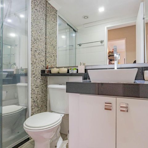 Apartamento à venda com 53m², 2 quartos e 1 vagaBanheiro Social