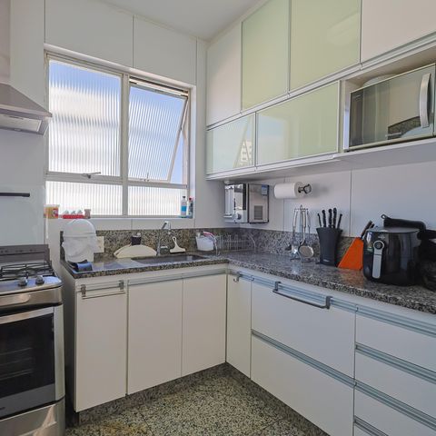 Apartamento à venda com 300m², 4 quartos e 3 vagasCozinha