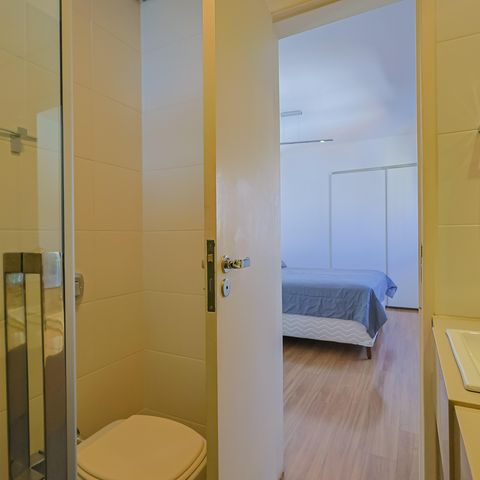 Apartamento à venda com 300m², 4 quartos e 3 vagasBanheiro da Suíte 2