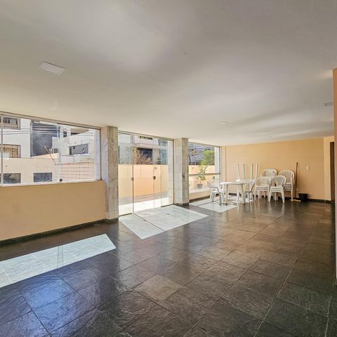 Apartamento à venda com 300m², 4 quartos e 3 vagasÁrea comum - Salão de festas