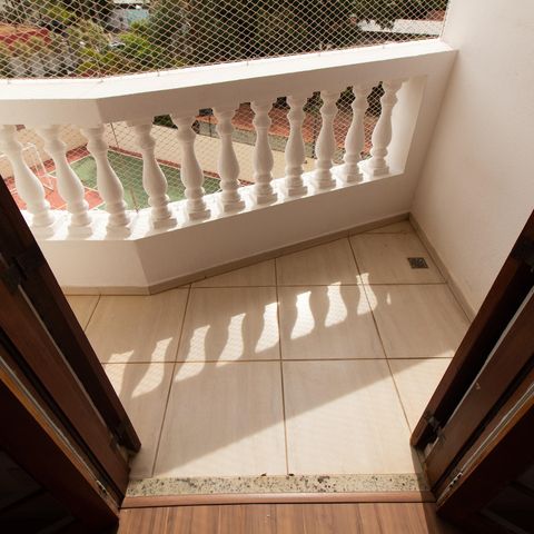 Apartamento à venda com 200m², 3 quartos e 2 vagas Apartamento à venda com 200m², 3 quartos e 2 vagasVaranda da Suíte