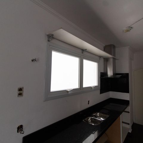 Apartamento à venda com 200m², 3 quartos e 2 vagas Apartamento à venda com 200m², 3 quartos e 2 vagasCozinha
