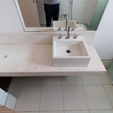 Apartamento à venda com 200m², 3 quartos e 2 vagas Apartamento à venda com 200m², 3 quartos e 2 vagasBanheiro