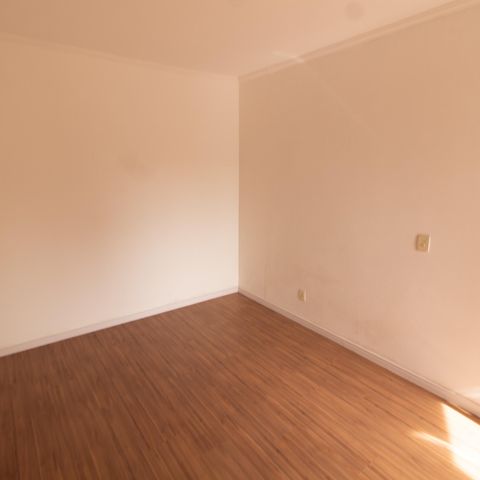 Apartamento à venda com 200m², 3 quartos e 2 vagas Apartamento à venda com 200m², 3 quartos e 2 vagasQuarto 1