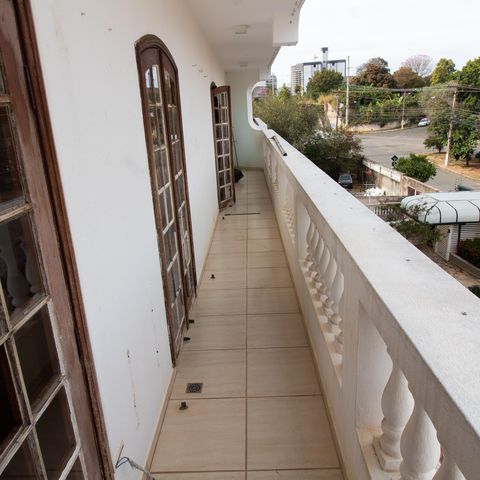 Apartamento à venda com 200m², 3 quartos e 2 vagas Apartamento à venda com 200m², 3 quartos e 2 vagasVaranda