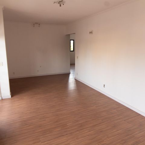 Apartamento à venda com 200m², 3 quartos e 2 vagas Apartamento à venda com 200m², 3 quartos e 2 vagasSala
