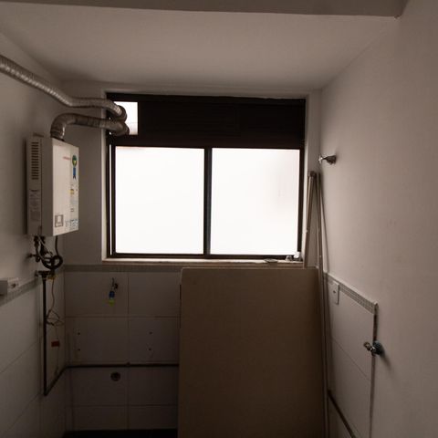 Apartamento à venda com 200m², 3 quartos e 2 vagas Apartamento à venda com 200m², 3 quartos e 2 vagasÁrea de Serviço