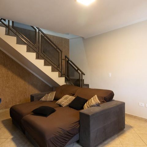 Casa para alugar com 140m², 2 quartos e 4 vagas Casa para alugar com 140m², 2 quartos e 4 vagasSala