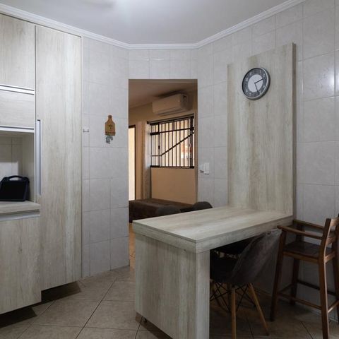 Casa para alugar com 140m², 2 quartos e 4 vagas Casa para alugar com 140m², 2 quartos e 4 vagasCozinha