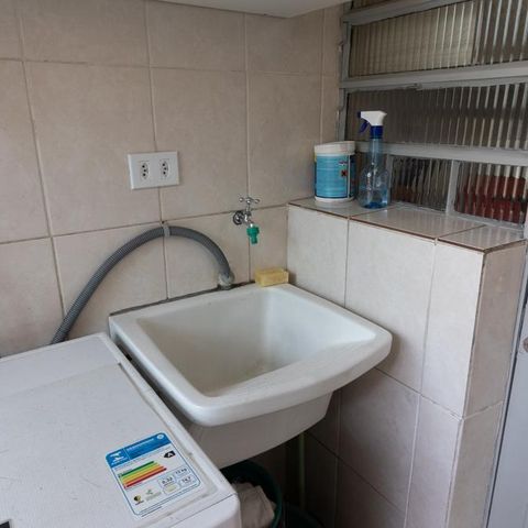 Casa para alugar com 140m², 2 quartos e 4 vagas Casa para alugar com 140m², 2 quartos e 4 vagasÁrea de Serviço