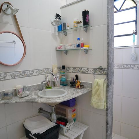 Casa à venda com 250m², 4 quartos e 4 vagas Casa à venda com 250m², 4 quartos e 4 vagasBanheiro Suíte 2