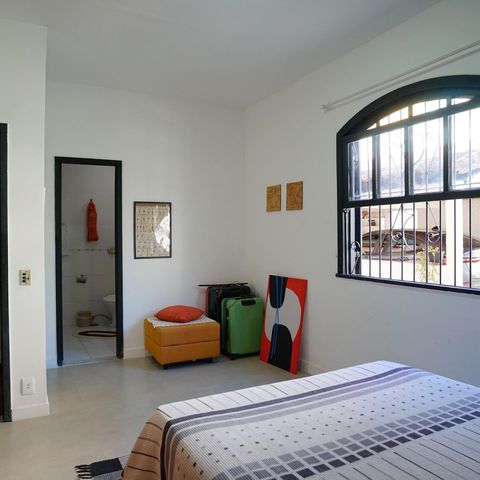 Casa à venda com 250m², 4 quartos e 4 vagas Casa à venda com 250m², 4 quartos e 4 vagasSuíte 3