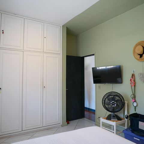 Casa à venda com 250m², 4 quartos e 4 vagas Casa à venda com 250m², 4 quartos e 4 vagasSuíte 2