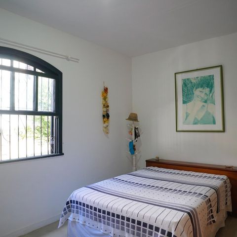 Casa à venda com 250m², 4 quartos e 4 vagas Casa à venda com 250m², 4 quartos e 4 vagasSuíte 3