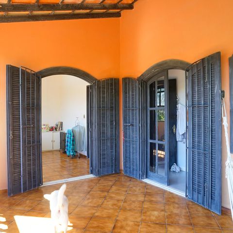 Casa à venda com 250m², 4 quartos e 4 vagas Casa à venda com 250m², 4 quartos e 4 vagasVaranda dos quartos