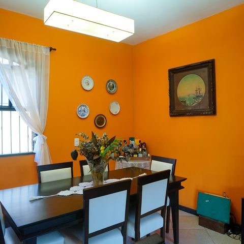 Casa à venda com 250m², 4 quartos e 4 vagas Casa à venda com 250m², 4 quartos e 4 vagasSala de Jantar