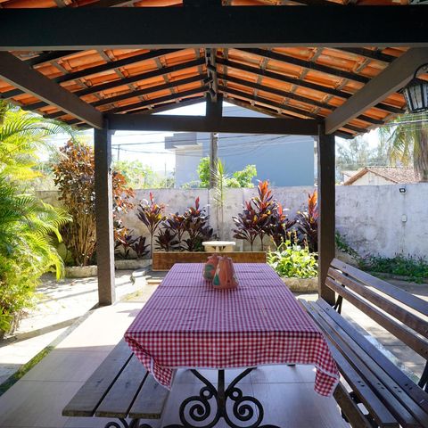 Casa à venda com 250m², 4 quartos e 4 vagas Casa à venda com 250m², 4 quartos e 4 vagasÁrea gourmet