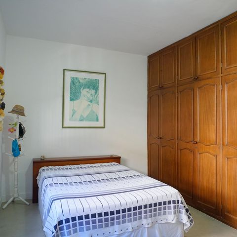 Casa à venda com 250m², 4 quartos e 4 vagas Casa à venda com 250m², 4 quartos e 4 vagasSuíte 3