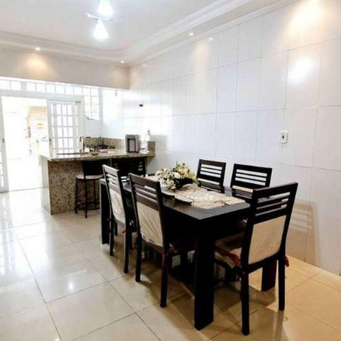 Casa à venda com 200m², 3 quartos e 2 vagasCozinha
