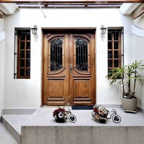 Casa à venda com 200m², 3 quartos e 2 vagasEntrada