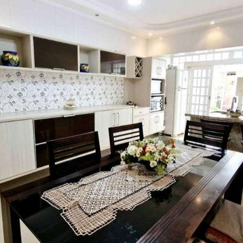 Casa à venda com 200m², 3 quartos e 2 vagasCozinha