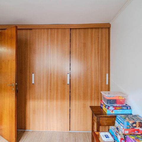 Casa à venda com 340m², 3 quartos e 2 vagas Casa à venda com 340m², 3 quartos e 2 vagasQuarto de Serviço