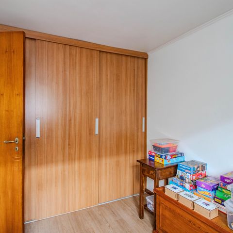 Casa à venda com 340m², 3 quartos e 2 vagas Casa à venda com 340m², 3 quartos e 2 vagasQuarto de Serviço