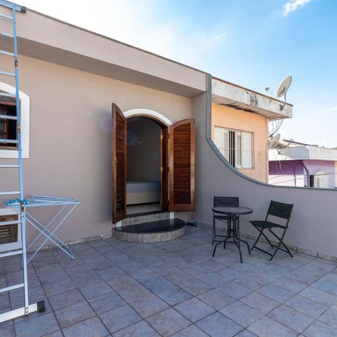 Casa à venda com 200m², 2 quartos e 2 vagasVaranda da Suíte 1