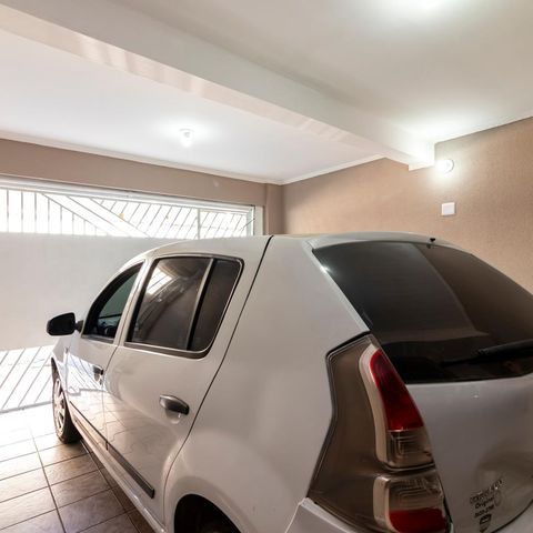 Casa à venda com 200m², 2 quartos e 2 vagasGaragem