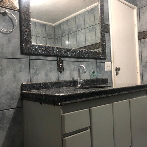 Casa à venda com 180m², 3 quartos e 4 vagas