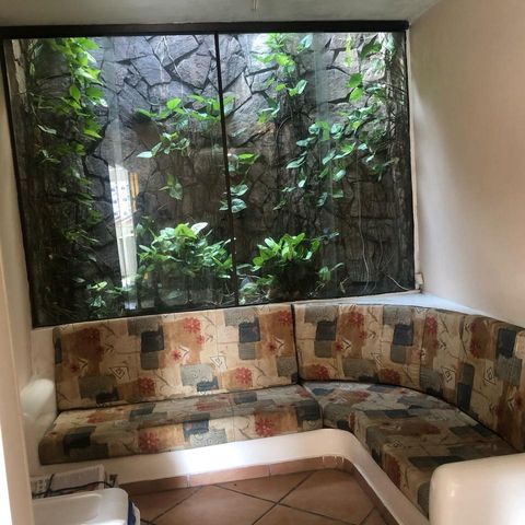 Casa à venda com 180m², 3 quartos e 4 vagas