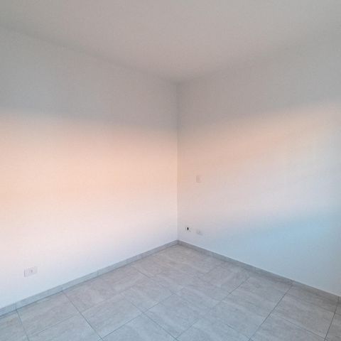 Casa à venda com 75m², 2 quartos e 2 vagas Casa à venda com 75m², 2 quartos e 2 vagasSuíte 2