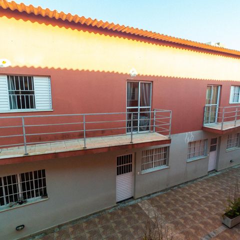 Casa à venda com 75m², 2 quartos e 2 vagas Casa à venda com 75m², 2 quartos e 2 vagasVista da Suíte 2