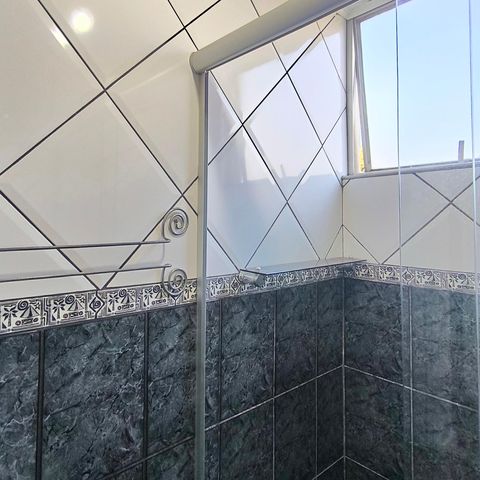 Apartamento à venda com 57m², 2 quartos e 1 vagaBanheiro Social