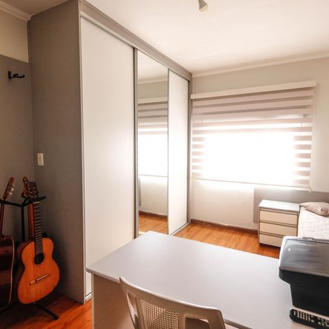 Casa à venda com 180m², 3 quartos e 4 vagas Casa à venda com 180m², 3 quartos e 4 vagasQuarto 1
