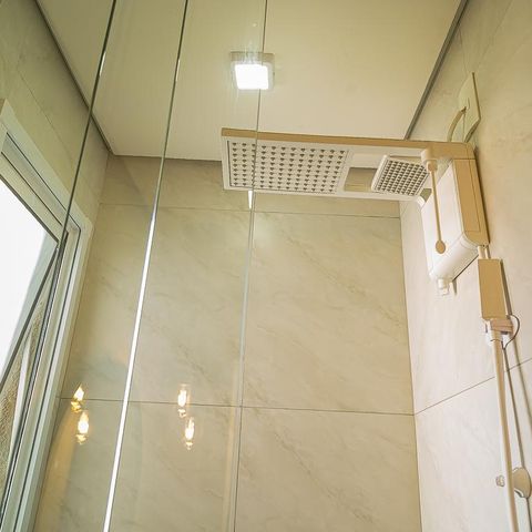 Casa à venda com 150m², 3 quartos e 2 vagasBanheiro da Suíte