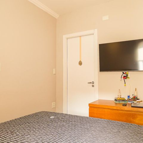 Casa à venda com 150m², 3 quartos e 2 vagasSuíte