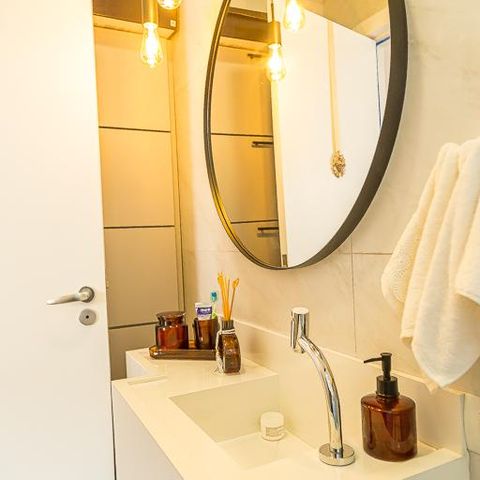 Casa à venda com 150m², 3 quartos e 2 vagasBanheiro da Suíte