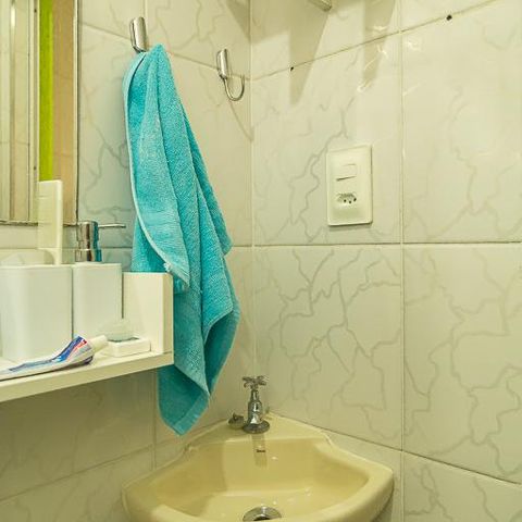 Casa à venda com 150m², 3 quartos e 2 vagasBanheiro da Edícula