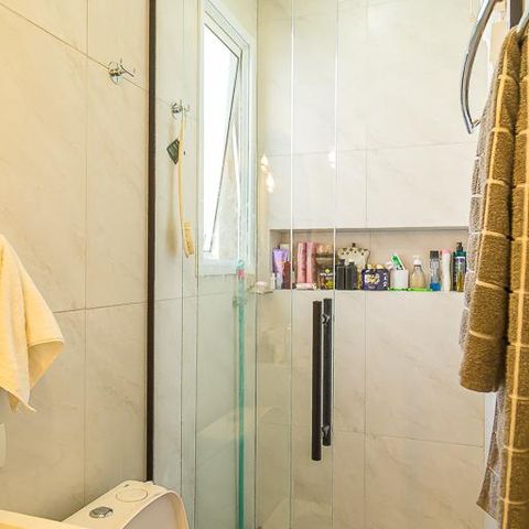 Casa à venda com 150m², 3 quartos e 2 vagasBanheiro da Suíte
