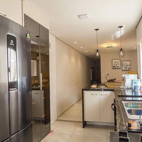 Casa à venda com 150m², 3 quartos e 2 vagasCozinha