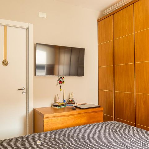 Casa à venda com 150m², 3 quartos e 2 vagasSuíte