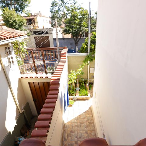 Casa à venda com 336m², 5 quartos e 3 vagasVista Terraço
