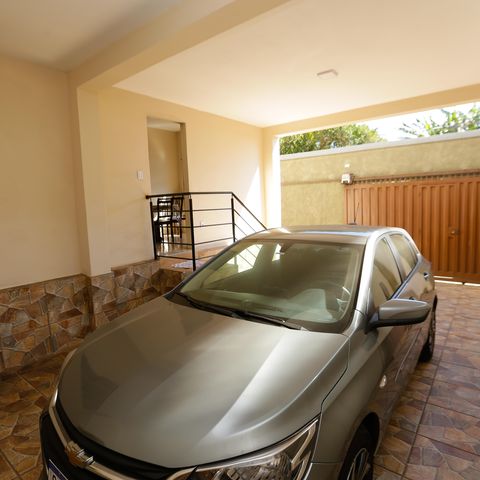 Casa à venda com 336m², 5 quartos e 3 vagasGaragem