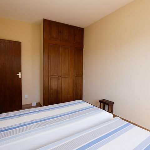 Casa à venda com 336m², 5 quartos e 3 vagasQuarto 1
