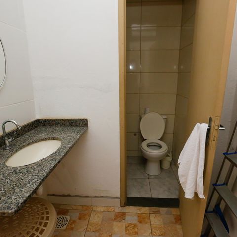 Casa à venda com 336m², 5 quartos e 3 vagasBanheiro