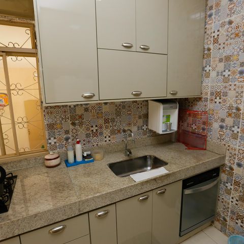Casa à venda com 336m², 5 quartos e 3 vagasCozinha