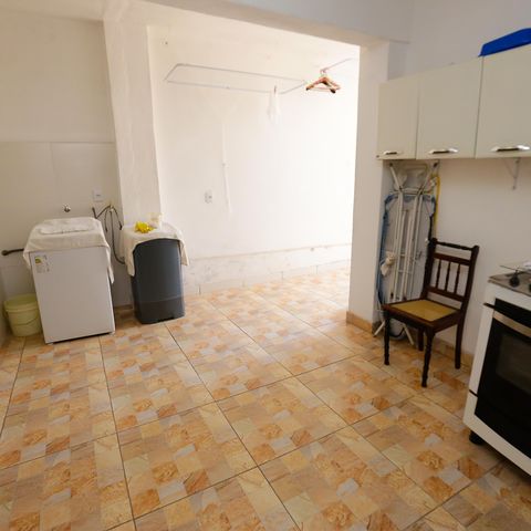 Casa à venda com 336m², 5 quartos e 3 vagasÁrea de Serviço
